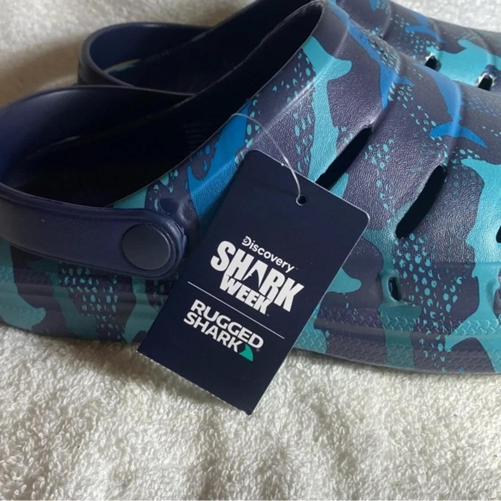 Rugged Shark Week Shoes Mens Size 12 Sandals Slip On Blue Shark Print‎ New